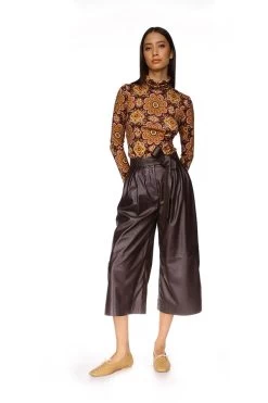 Piper Top, Scarf Medallion Chai Tea 6 Piper Top, Scarf Medallion Chai Tea -Fashion Clothing Shop 315812L SMCDPB F 285 600x 8e7b49f5 bce7 4461 a9b8 d42247af77fe