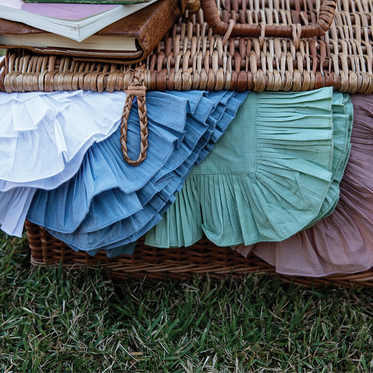 Mademoiselle Sage Napkin 3 Mademoiselle Sage Napkin - Image 3