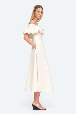Leona Dress, Cream -Fashion Clothing Shop SS23 041 Cream 4 2000x 73afdb4a 641c 42e7 bbae 4fd6a7d8ce51